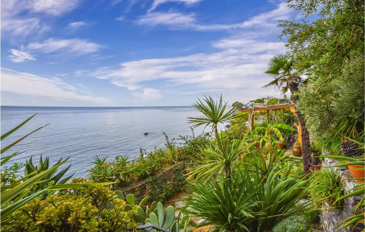 Awesome Home In Recco With House Sea View